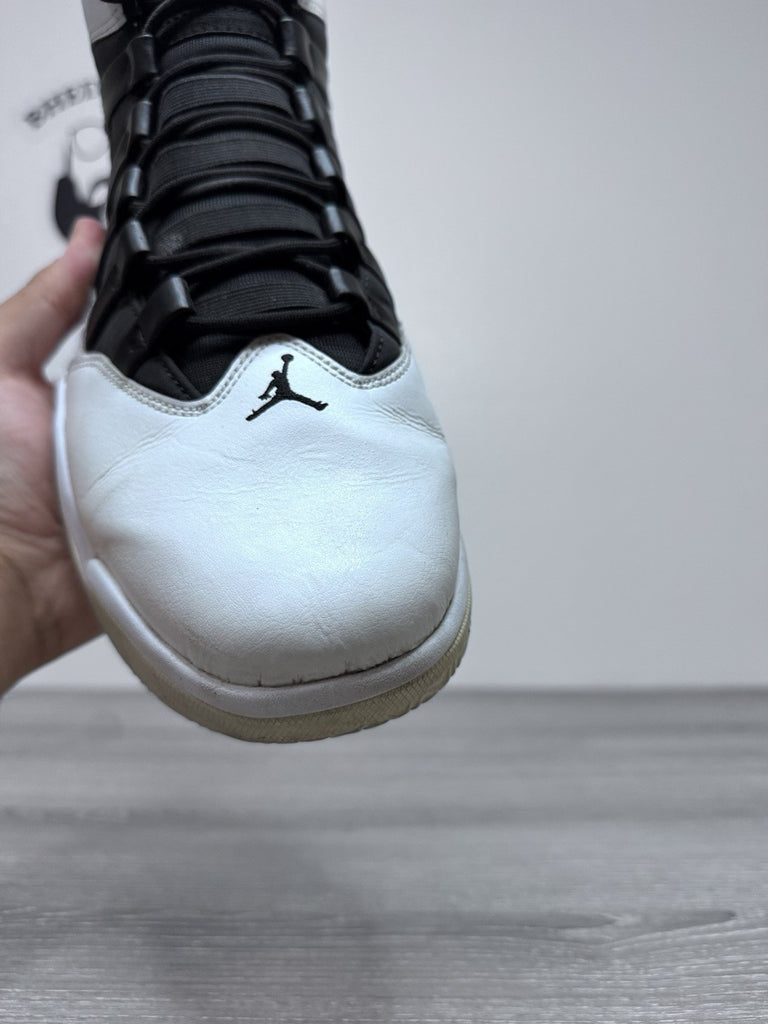Size 14 - Nike Air Jordan Max Aura Basketball Shoes Black White AQ9084-100