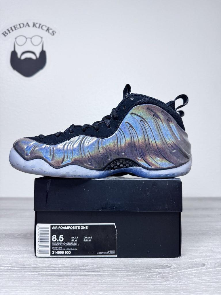 Size 8.5 - Nike Air Foamposite One Hologram 314996-900 Preowned Authentic