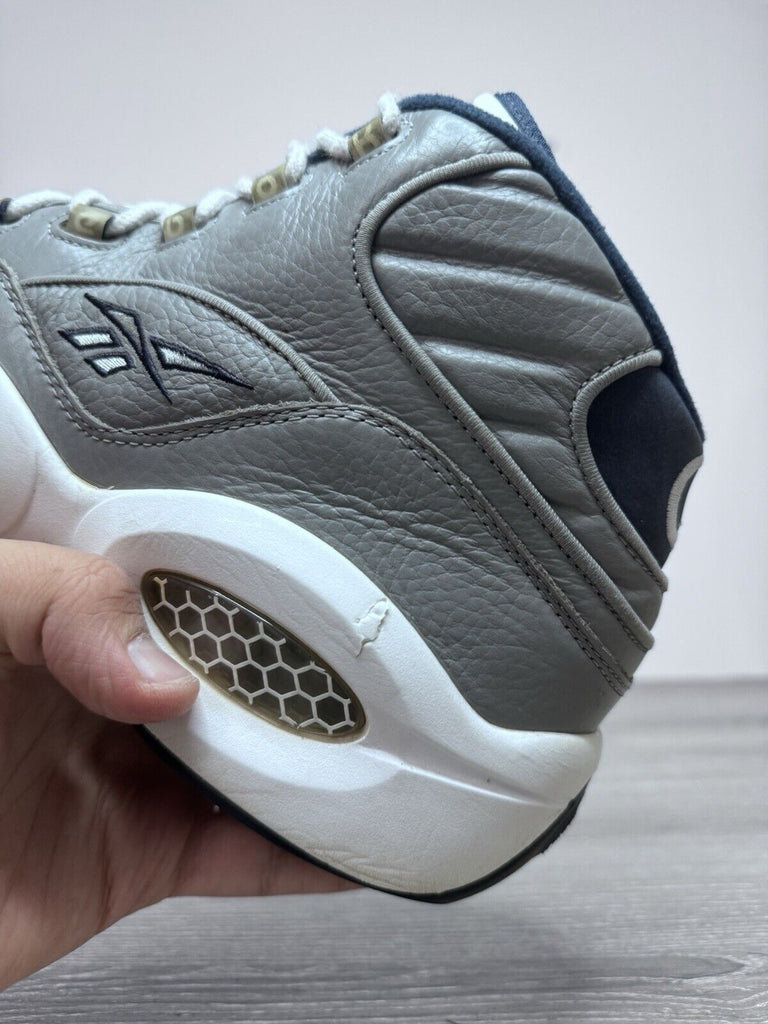 Size 12 - Reebok Question Mid Georgetown J-99179 Allen Iverson Preowned