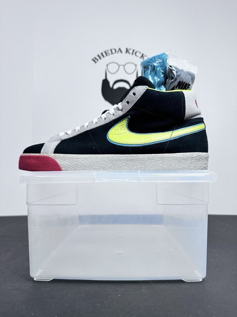 Nike SB Blazer Ms PacMan Black Bright Cactus Blue Dunk 2008 310801-031 Size 12