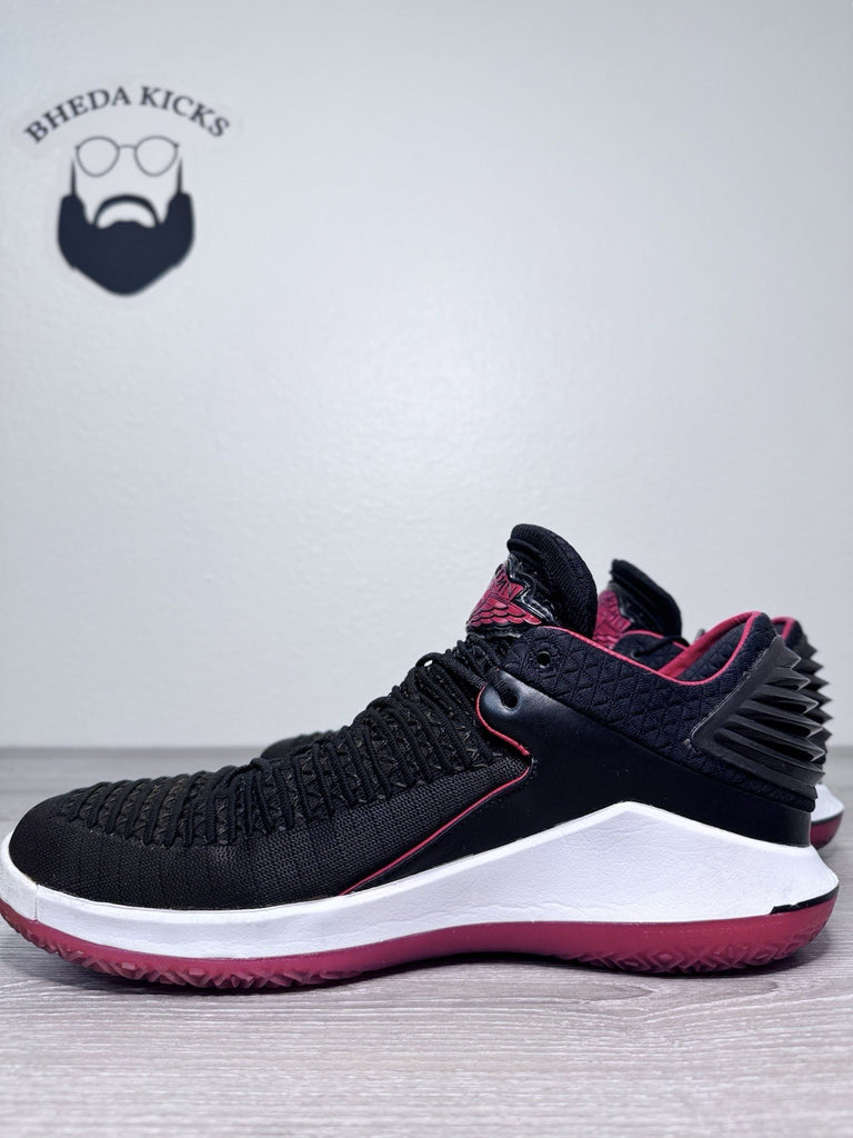 Size 14 - Nike Air Jordan XXXII 32 Low Banned Black Red Bred AA1256-001