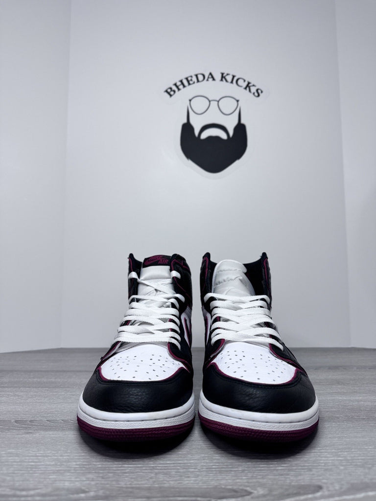 Size 15 - Jordan 1 Retro High OG Bloodline 2019 555088-062 Preowned Authentic