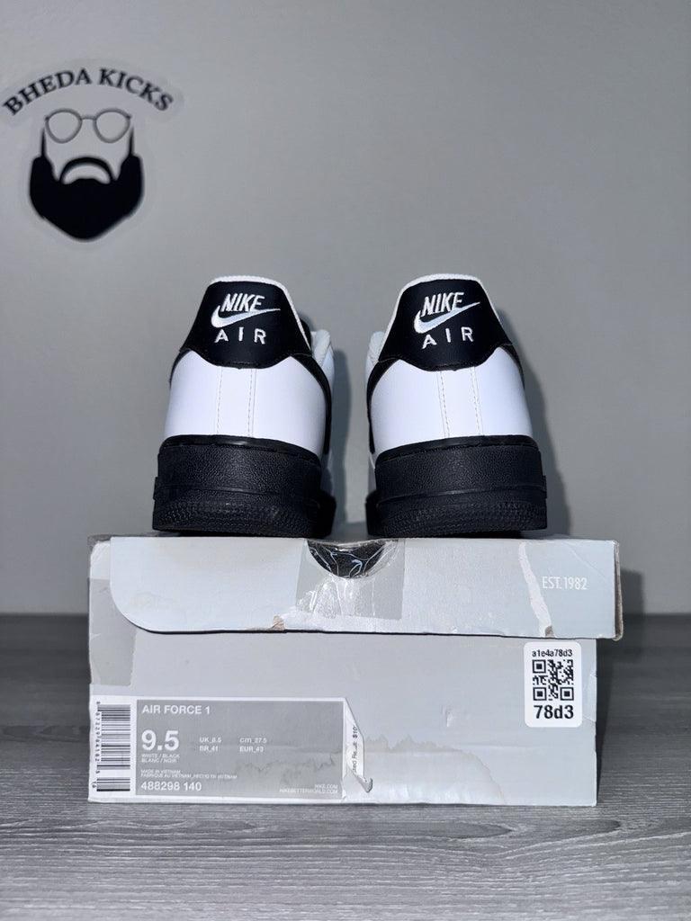 Size 9.5 - Nike Air Force 1 White Black Midsole 488298-140 Authentic NEW DS
