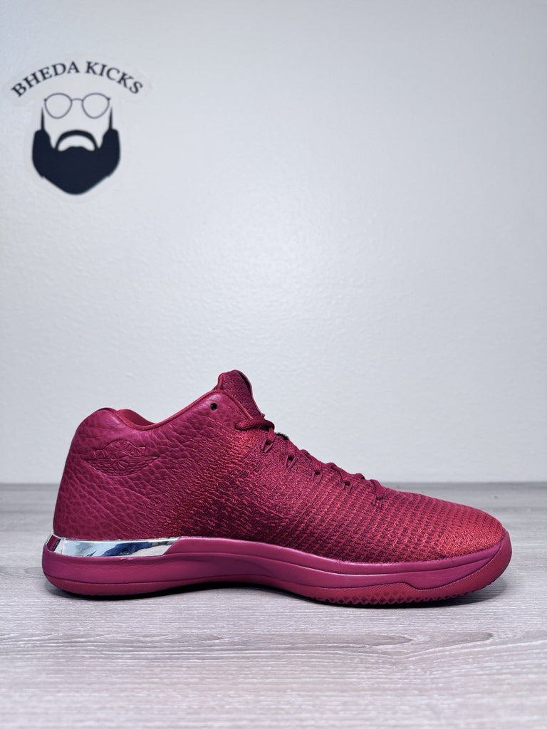 Size 14 - Nike Air Jordan Jordan XXXI 31 Low Chicago Away Triple Red 897564-601