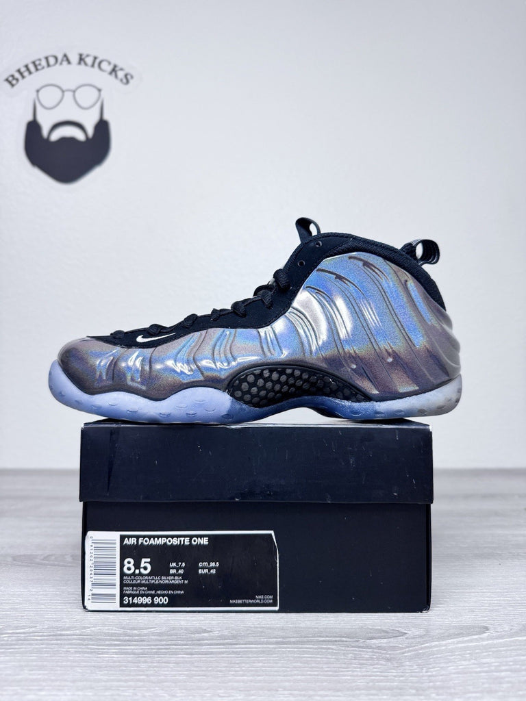 Size 8.5 - Nike Air Foamposite One Hologram 314996-900 Preowned Authentic