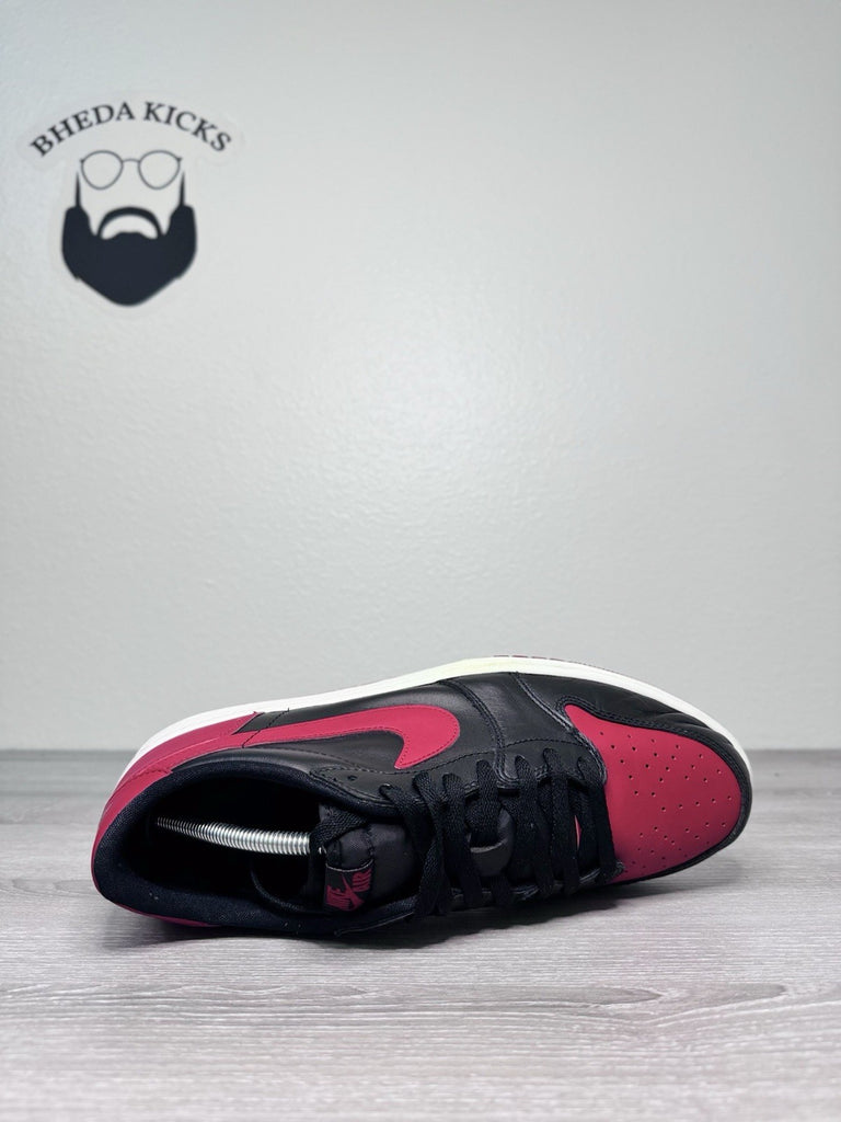 Size 12.5 - Air Jordan 1 Retro OG Low Bred Preowned 705329-001 Preowned