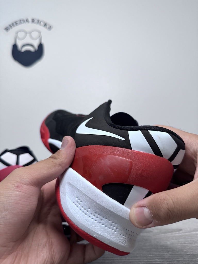 Size 15 - Nike Zoom Air Kobe 8 Protro UConn Huskies PE Player Exclusive Promo