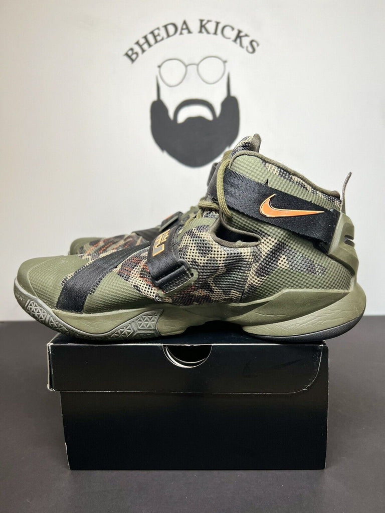 Nike LeBron Soldier 9 IX Premium Camo Men’s Size 11 749490-303 Preowned Og Rare