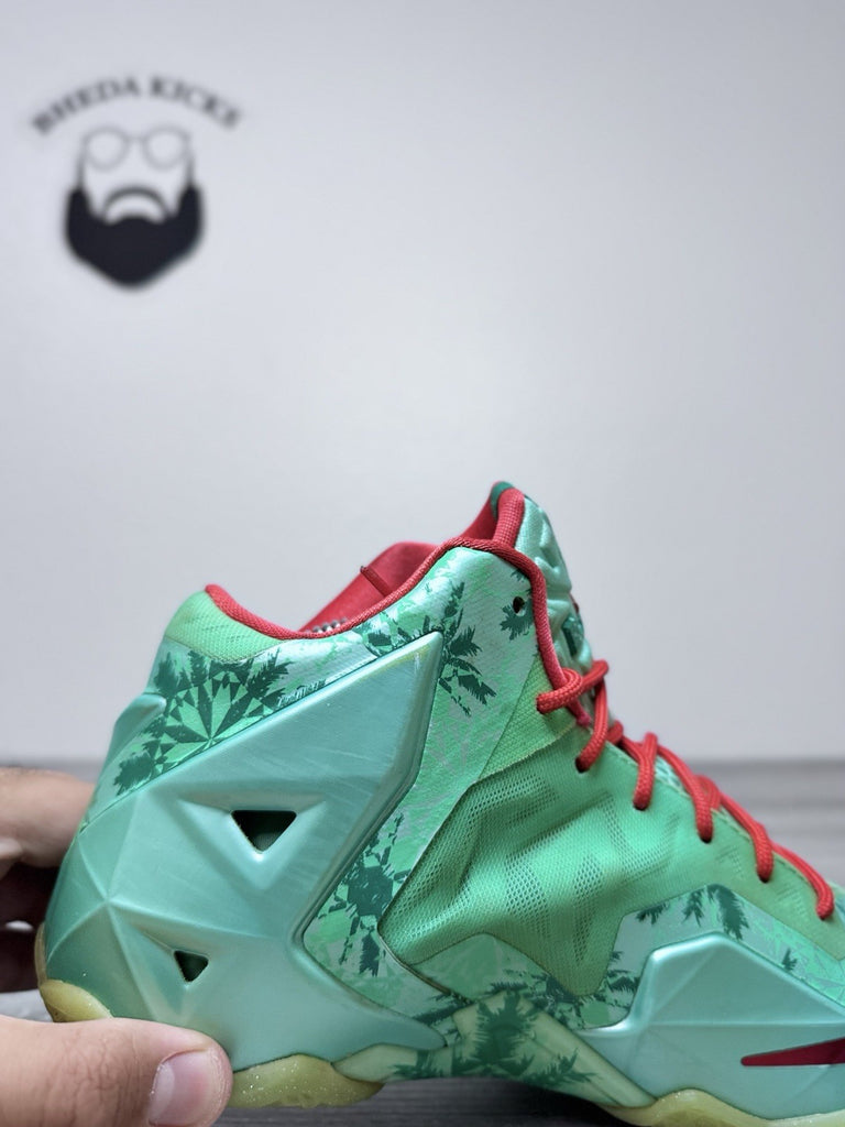 Size 7y - Nike LeBron 11 Green Glow Christmas Basketball Shoes 621712-301