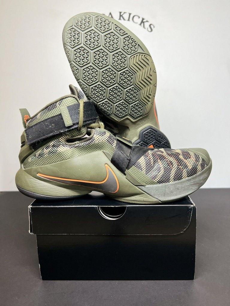 Nike LeBron Soldier 9 IX Premium Camo Men’s Size 11 749490-303 Preowned Og Rare