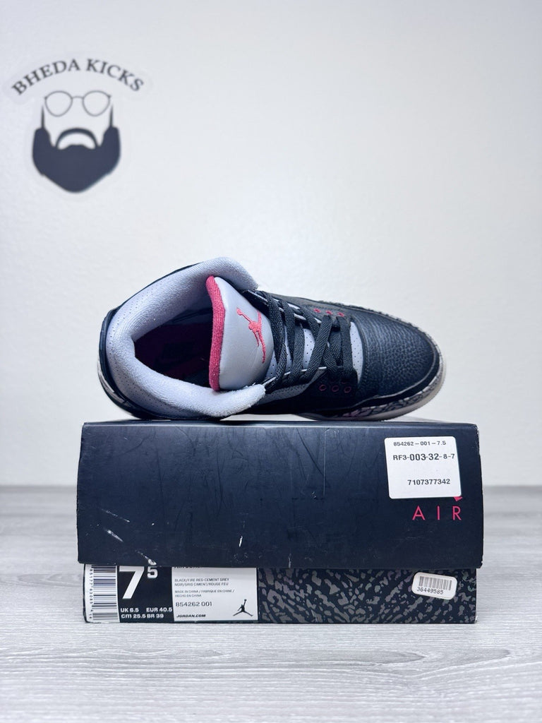 Size 7.5 - 2018 Nike Air Jordan 3 III Retro OG Black Cement 854262-001 Men's