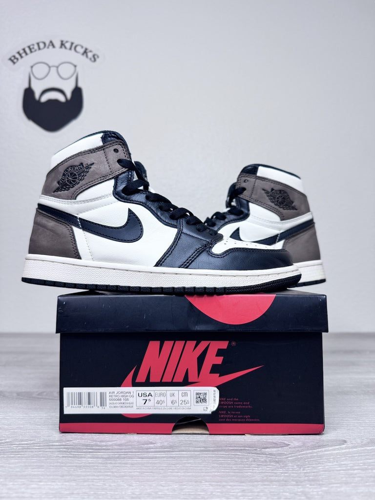 Size 7.5 - Air Jordan 1 Retro OG High Dark Mocha Mens Shoe 555088-105