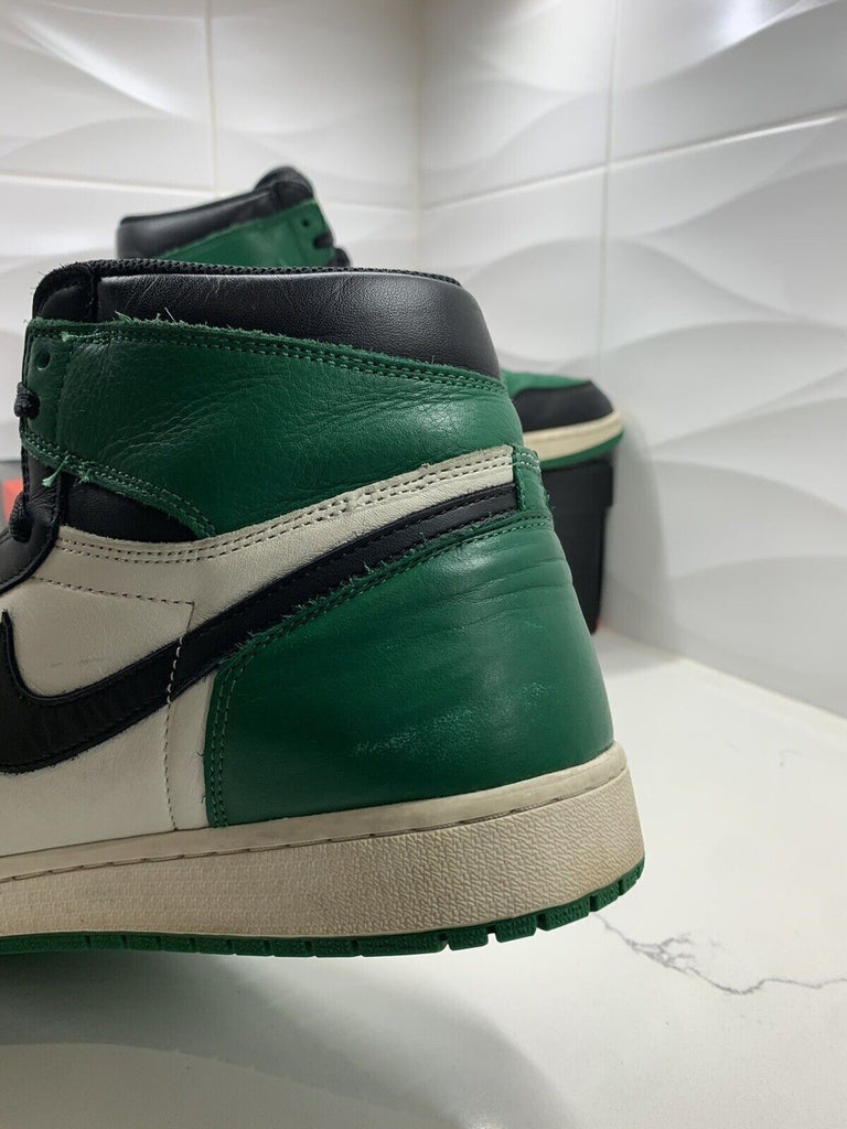 Mens Size 14 Nike Air Jordan 1 Retro High OG Pine Green 1.0 555088-302