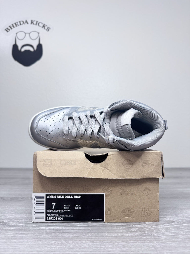 Size 7W - Nike Womens Dunk High Metallic Shoe Silver Sparkle High 325203-001