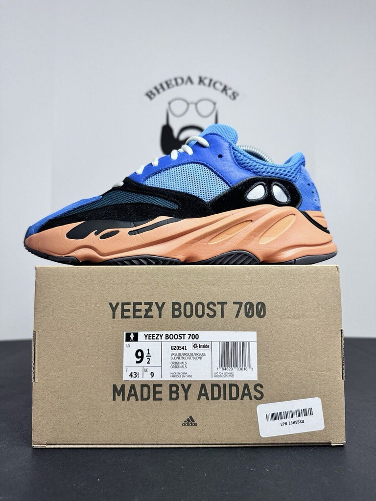 Adidas Yeezy 700 Bright Blue GZ0541 OG Retro Wave Runner Preowned Mens Size 9.5