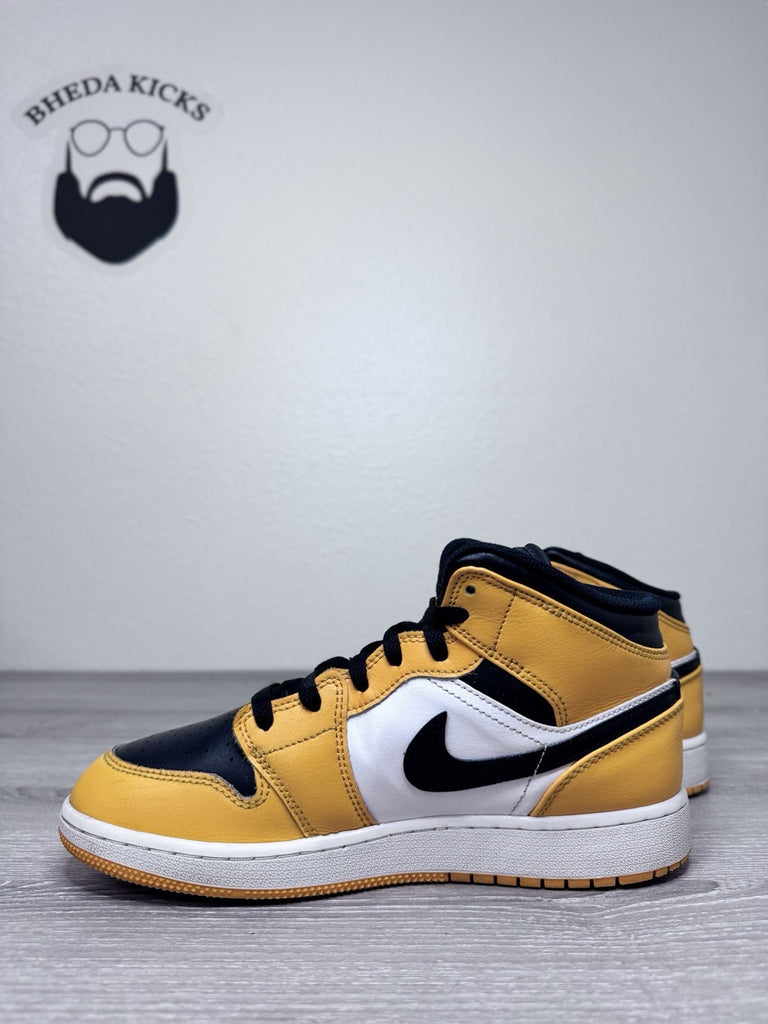 Size 6.5y - Nike Air Jordan 1 Mid Yellow Toe Black White (554725-701) Preowned