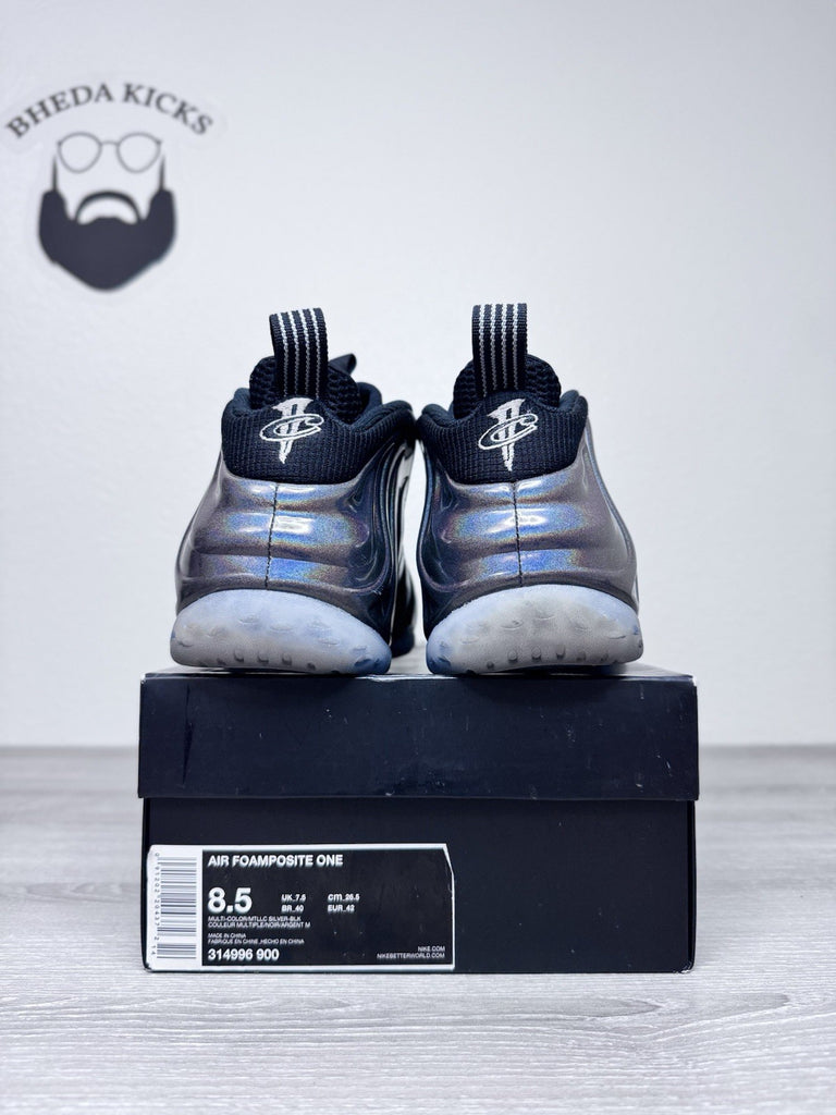 Size 8.5 - Nike Air Foamposite One Hologram 314996-900 Preowned Authentic