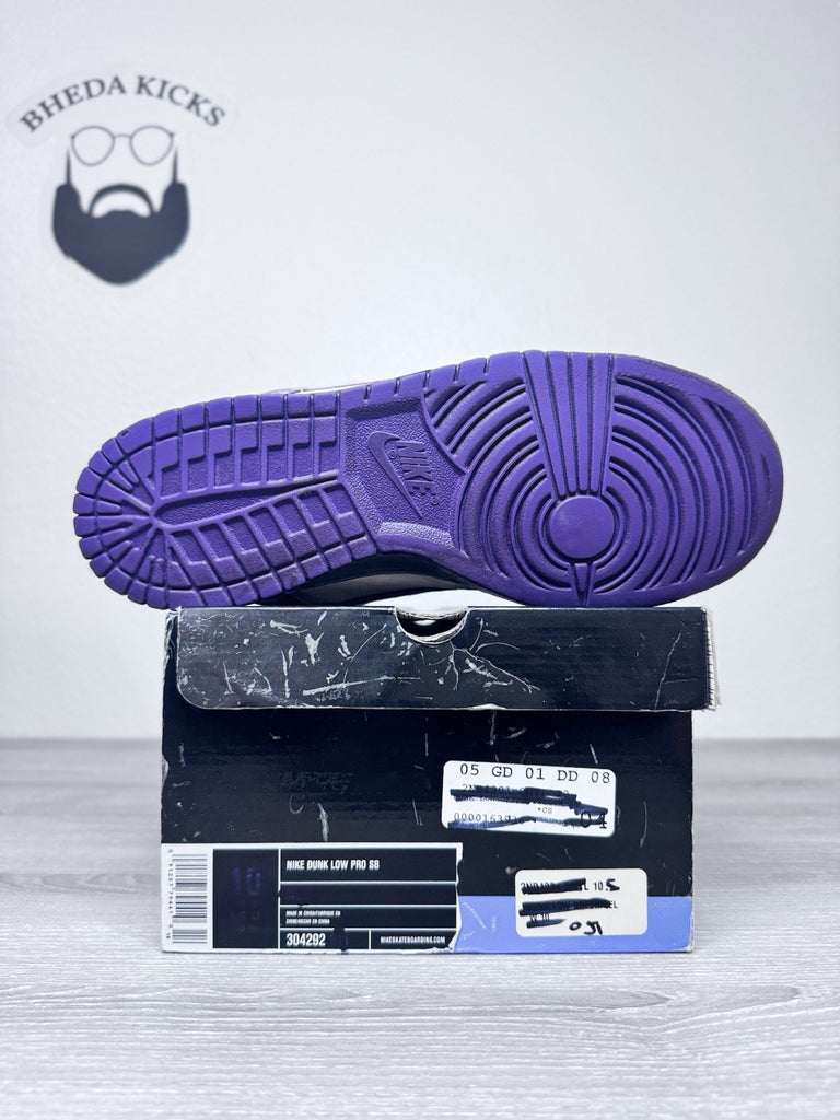 Size 10.5 - Nike SB Dunk Low Pro Purple Pigeon 2006 304292-051 Preowned
