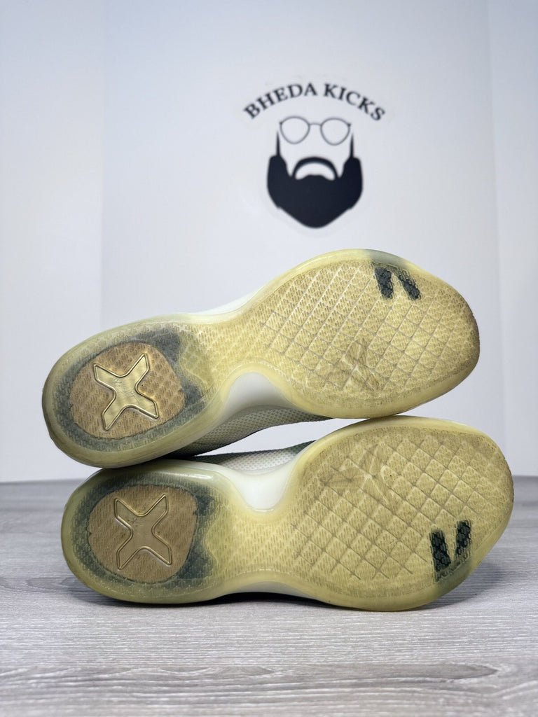 Size 9.5 - Nike Kobe 10 Fundamentals 2015 705317-100 Preowned Authentic