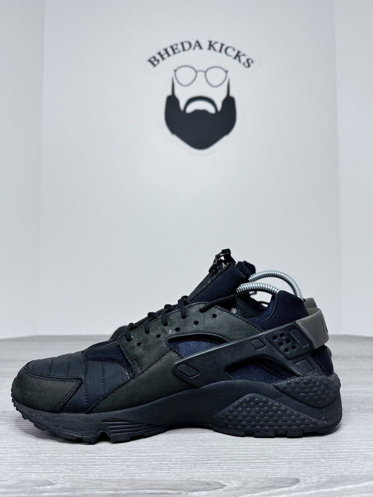 Size 9 - Nike Air Huarache Run City QS NYC New York Black Mens AJ5578-001