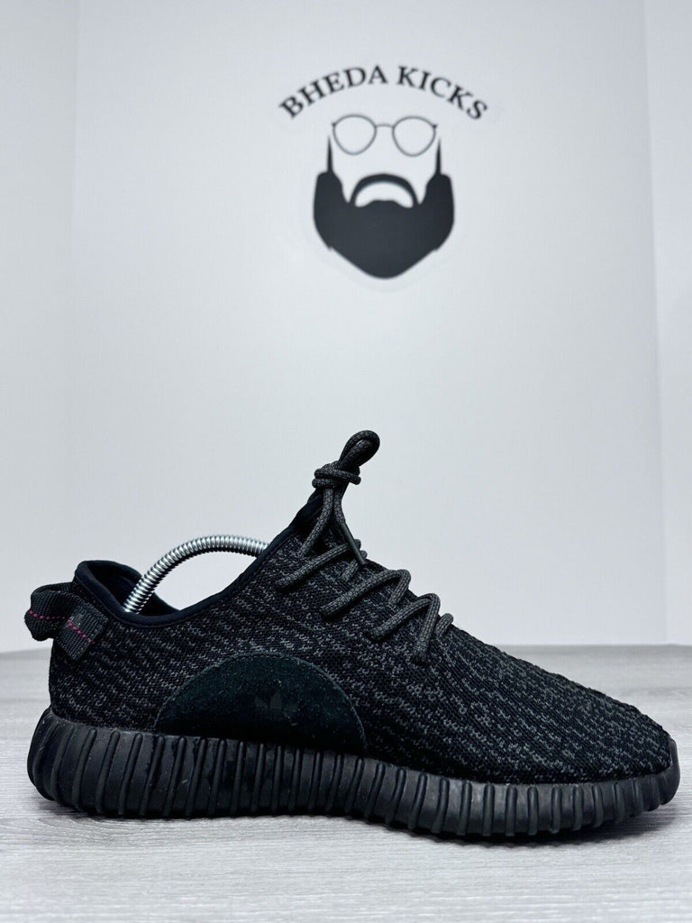 Size 9.5 - adidas Yeezy Boost 350 Low Pirate Black 2015 AQ2659 Preowned