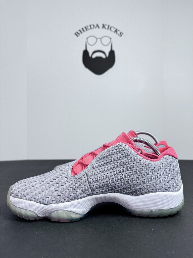 Nike Jordan Future Low Wolf Grey Infrared Men’s Preowned 718948-023 Size 8.5