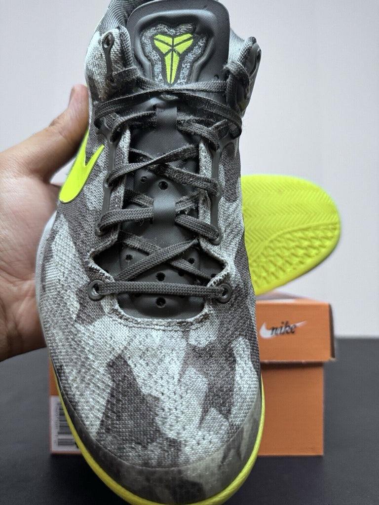 Nike Kobe 8 VIII System Grey Camo Volt Preowned Og 555035-063 Men’s Size 9