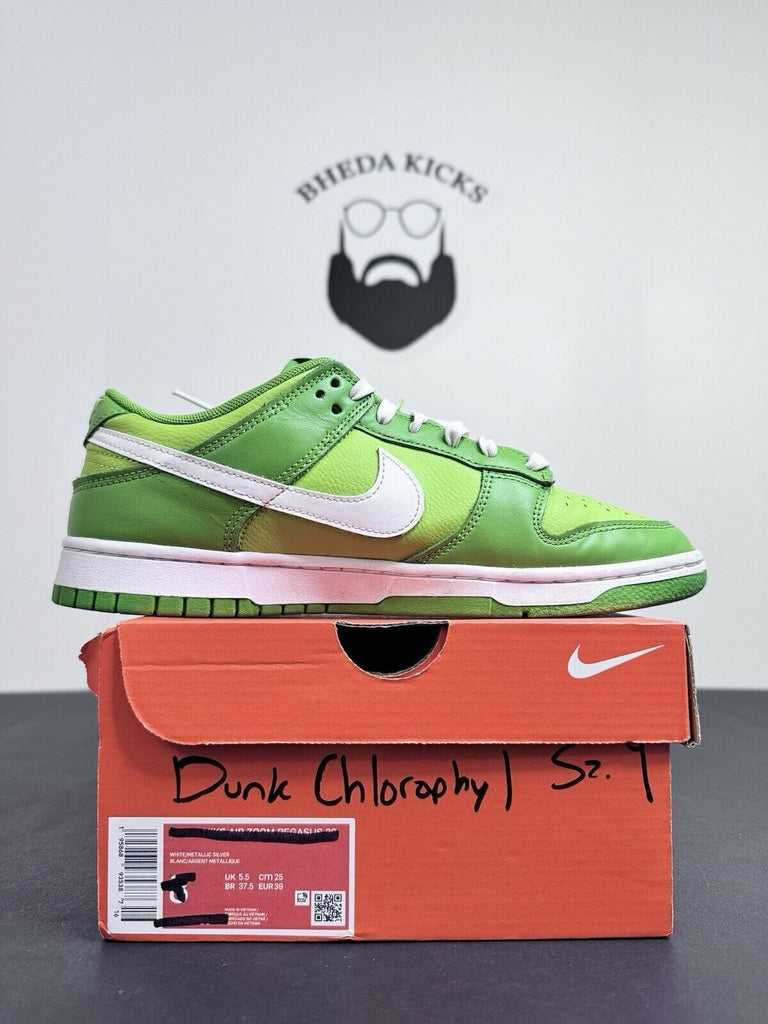 Nike Dunk Low Retro Chlorophyll Vivid Green DJ6188-300 Preowned Men’s Size 9