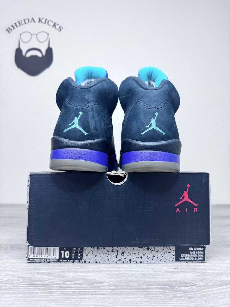 Size 10 - Nike Air Jordan 5 Retro Black Grape Mens Sneakers 136027-007 Preowned