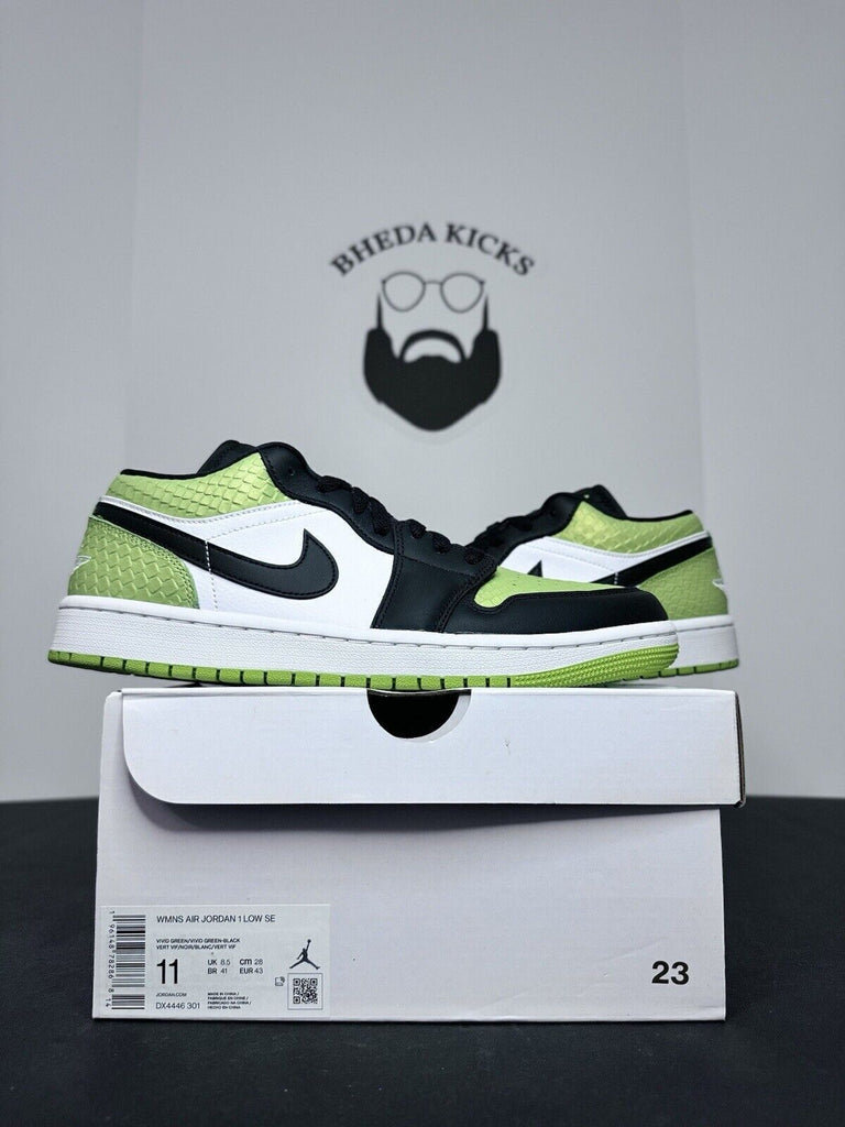 Nike Womens Air Jordan 1 Low SE Vivid Green Snakeskin DX4446-301 Size 11W / 9.5M