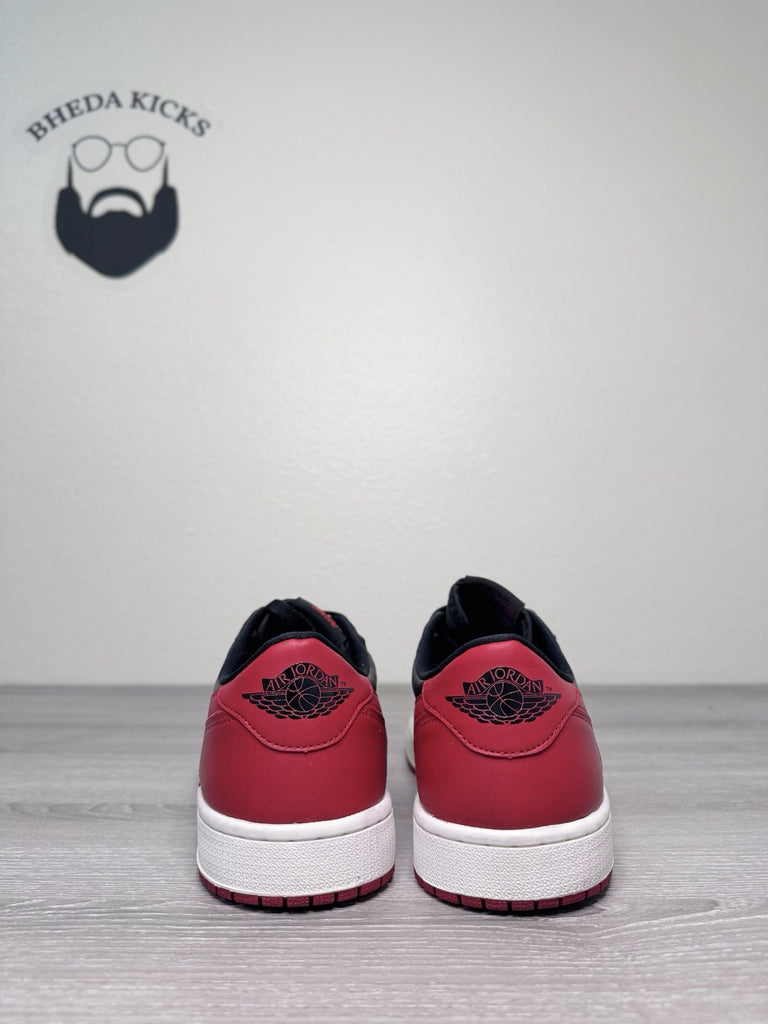 Size 12.5 - Air Jordan 1 Retro OG Low Bred Preowned 705329-001 Preowned