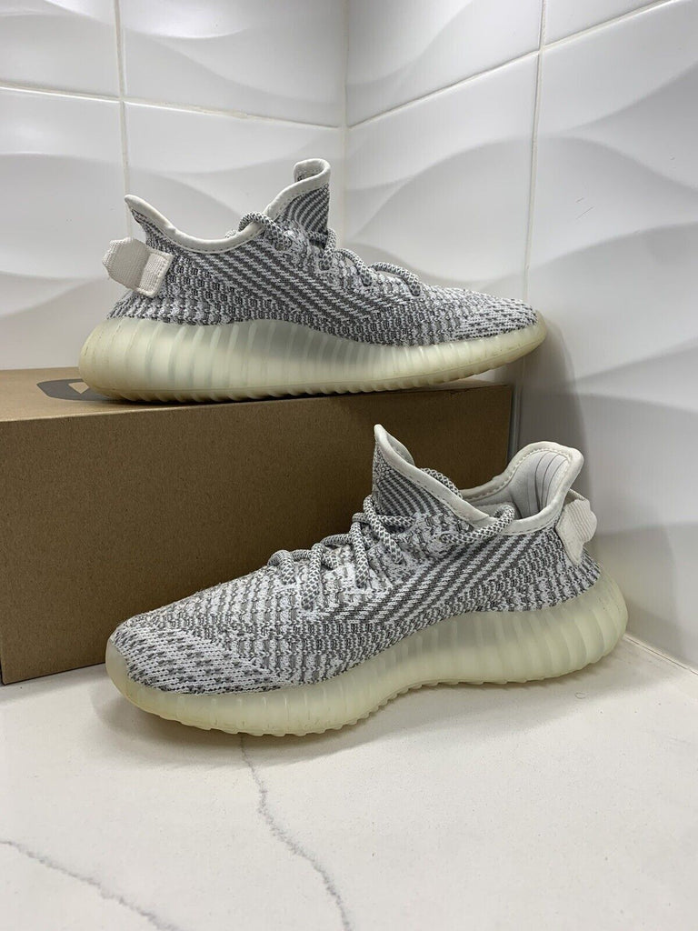 Size 4 - adidas Yeezy Boost 350 V2 Static Non-Reflective 2018