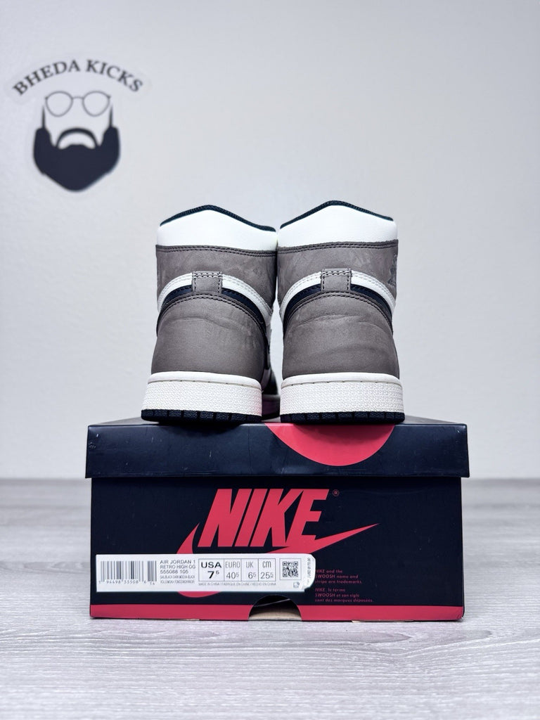Size 7.5 - Air Jordan 1 Retro OG High Dark Mocha Mens Shoe 555088-105