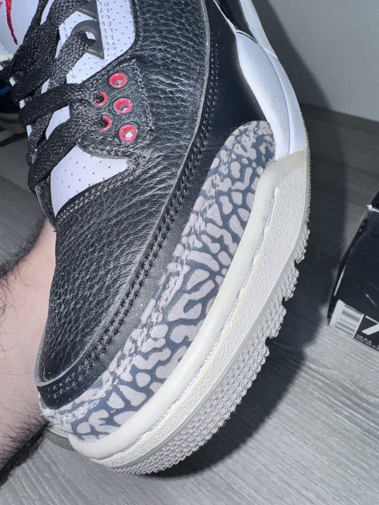 Size 7.5 - 2018 Nike Air Jordan 3 III Retro OG Black Cement 854262-001 Men's
