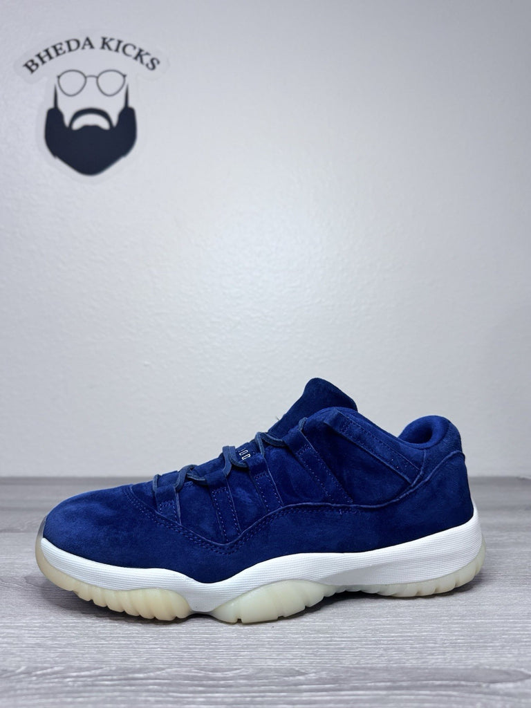 Size 10.5 - Nike Air Jordan 11 Retro Low Jeter 2018 Yankees AV2187-441 Preowned