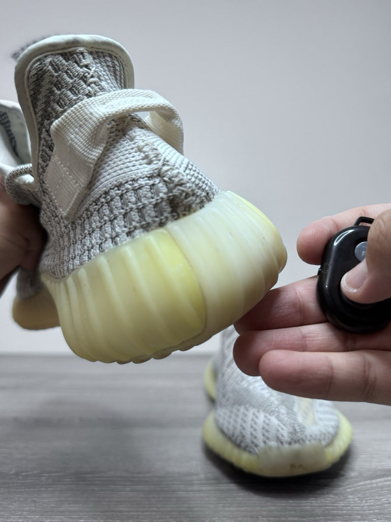 Size 10.5 - Adidas Yeezy Boost 350 V2 2018 Low Static Non-Reflective (EF2905)