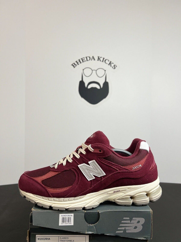 New Balance 2002R Red Wine Burgundy Suede Pack M2002RHA Preowned Men’s Size 11