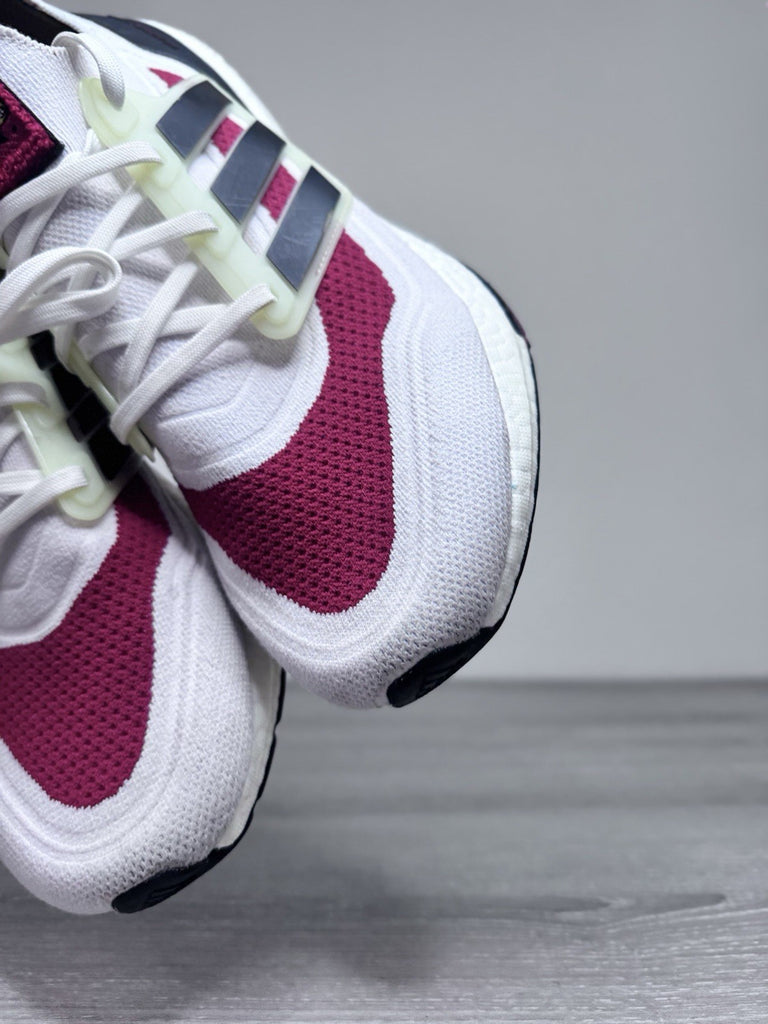 Size 13 - Adidas UltraBoost 21 NCAA Pack Louisville Rare GY0427 White Red Dirty