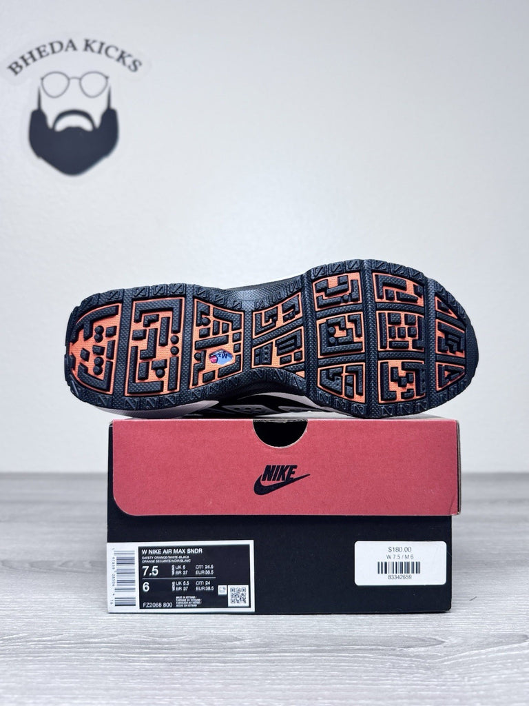 Size 7.5W/6M - Nike FZ2068-800 Women's Air Max SNDR Safety Orange Black New