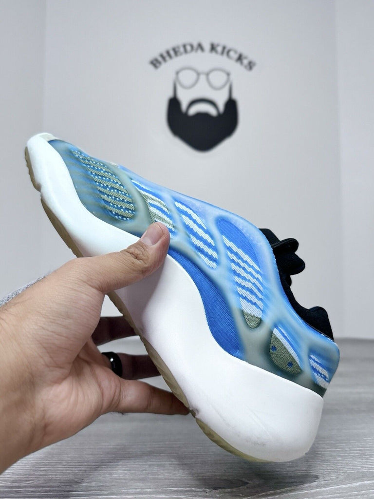 Size 9.5 - Adidas Yeezy 700 V3 Arzareth 2020 Blue White Black OG Low G54850