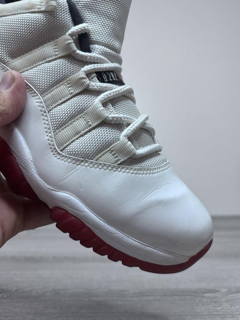 Size 8 - Nike Air Jordan 11 Retro Low Cherry Bottom 2012 528895-101 Red White