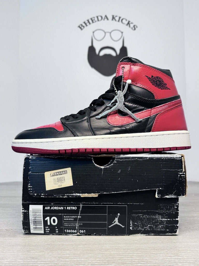 Size 10 - Air Jordan 1 Retro Bred 2001 Black Red Rare 136066-061 Preowned