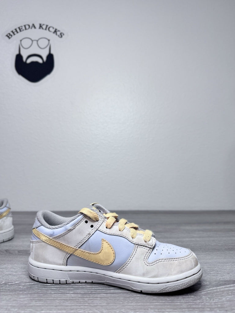 Size 1y - Nike Dunk Low (GS) Melon Tint' Shoes Style FB9108-100 Preowned
