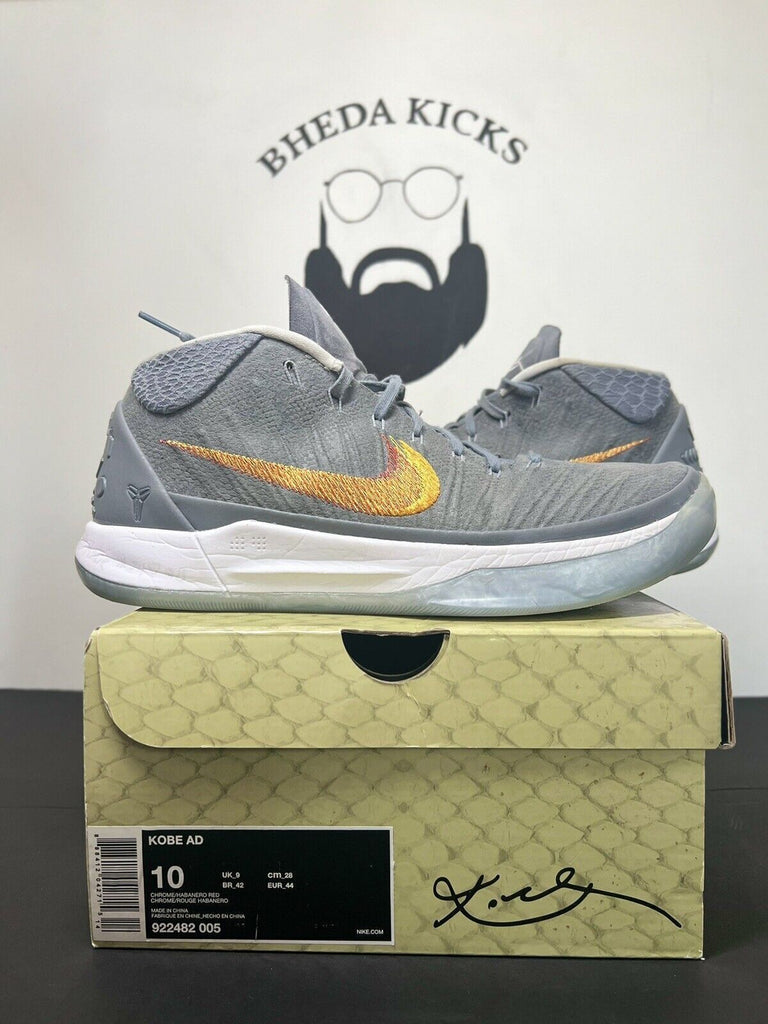 Nike Kobe A.D. Mid Grey Snake Size 10 922482-005 OG Preowned Authentic Rare