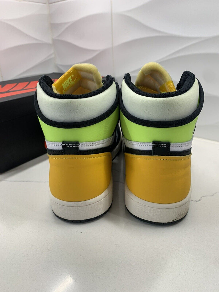 Air Jordan 1 Retro High OG “Volt Gold” 555088-118 Size 12 Men’s