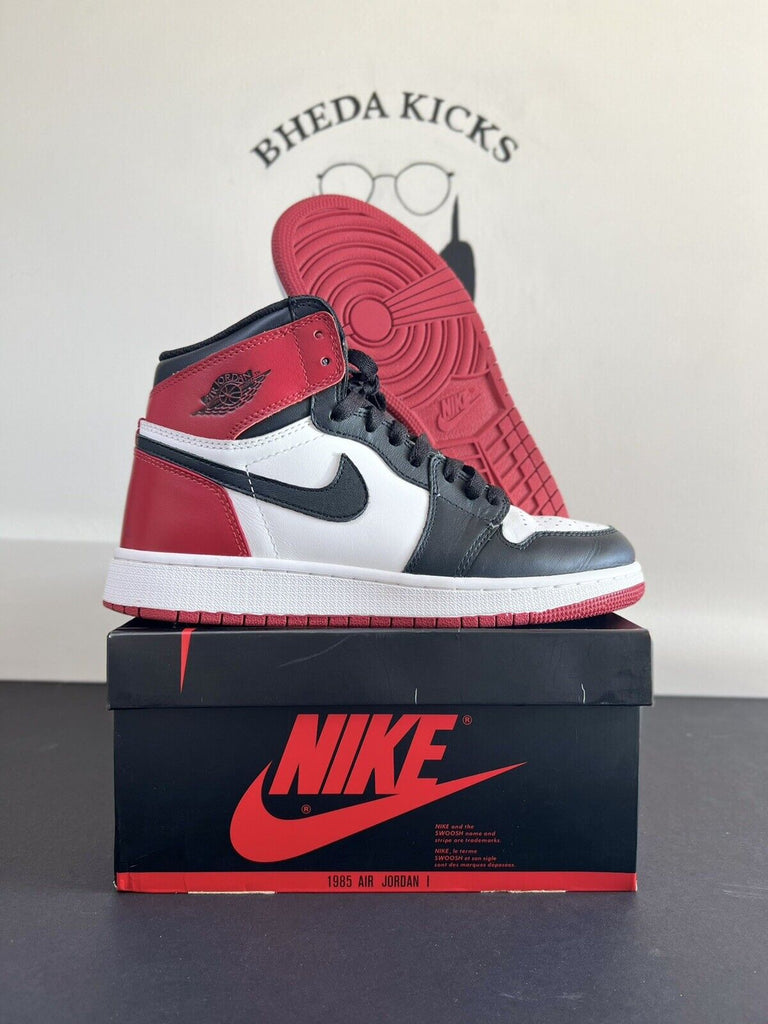 Air Jordan 1 Retro High OG Black Toe Size 6.5M 2016 555088-125 Chicago White Red