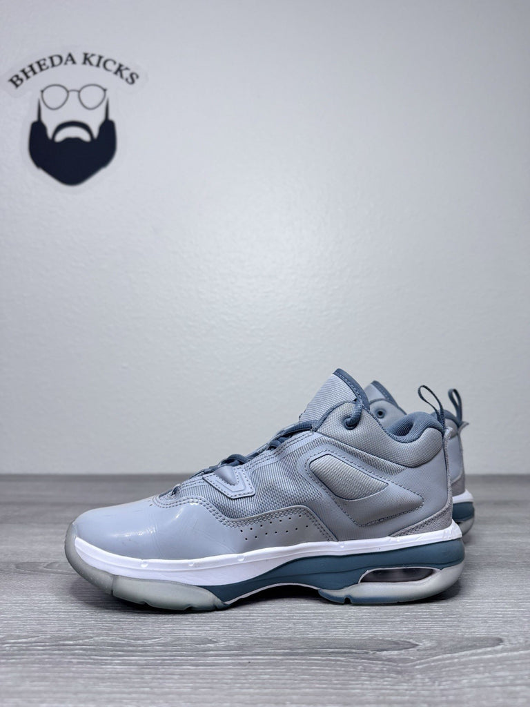 Size 6y - Nike Air Jordan Stay Loyal 3 Shoes Wolf Grey White FB9922-012 Preowned
