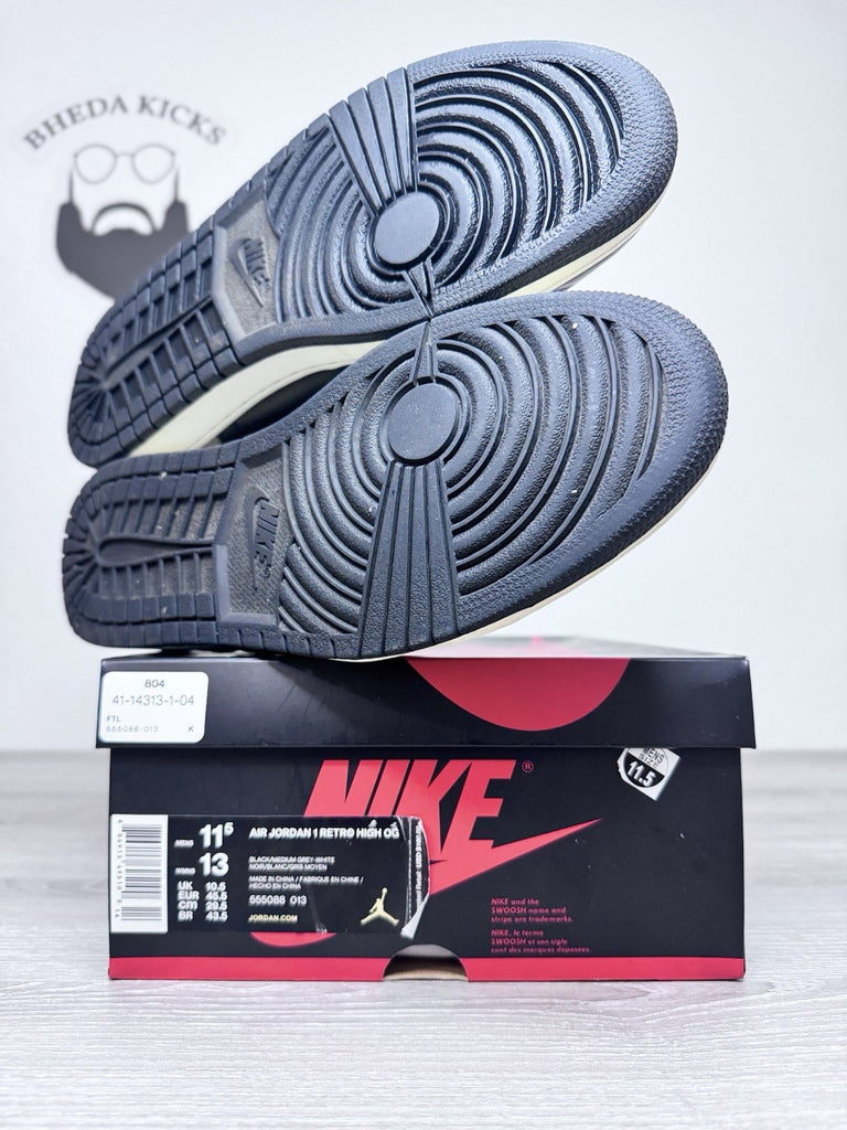 Size 11.5 - Nike Air Jordan 1 Retro High OG Shadow 2018 (555088-013) Preowned