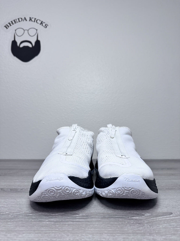 Size 15.5 - Nike PG 4 Air Strobel Basketball Shoes White Black CW4134-101 NEW DS