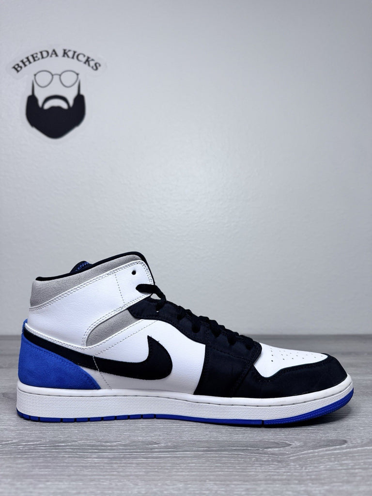 Size 15 - Nike Air Jordan 1 Mid SE Royal Black Toe 852542-102 Preowned